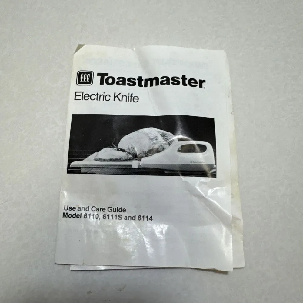 VINTAGE TOASTMASTER ELECTRIC KNIFE MODEL 61114 WORKS  - Use & Care Guide Incl.